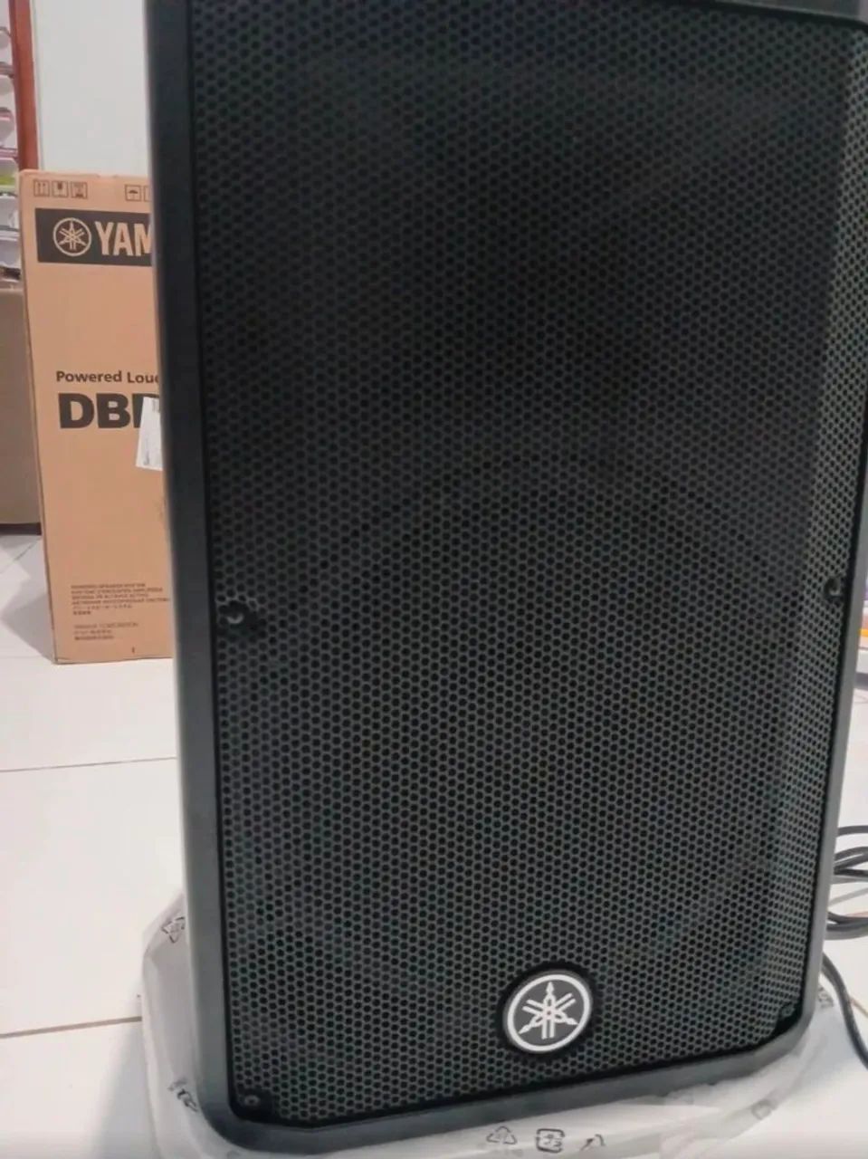 Yamaha DBR12 Semi-Nova - Estado de Zero + Bag, NF e Caixa - Foto 2