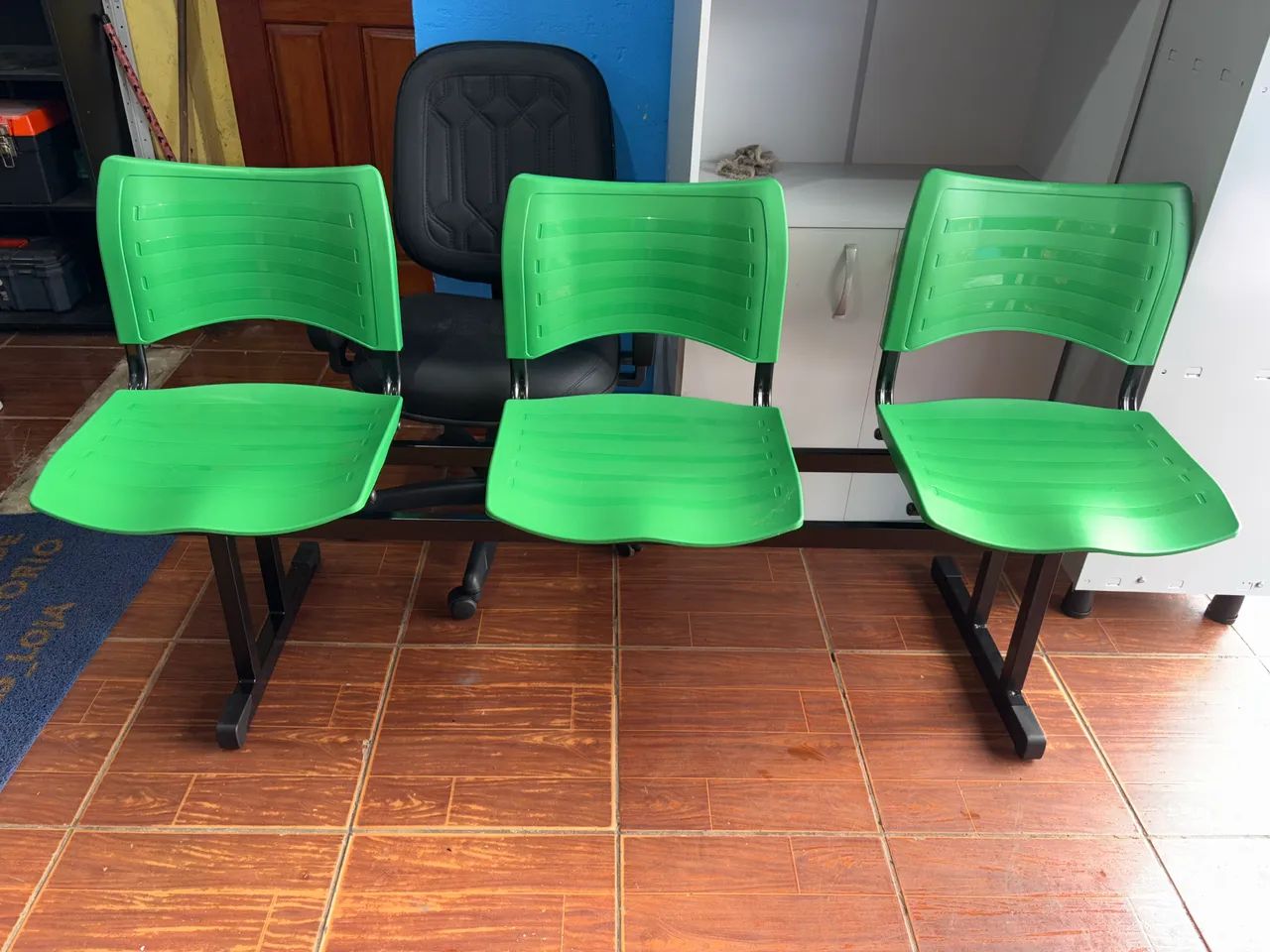 Longarina em pvc 3 lugares -Nova - Foto 2