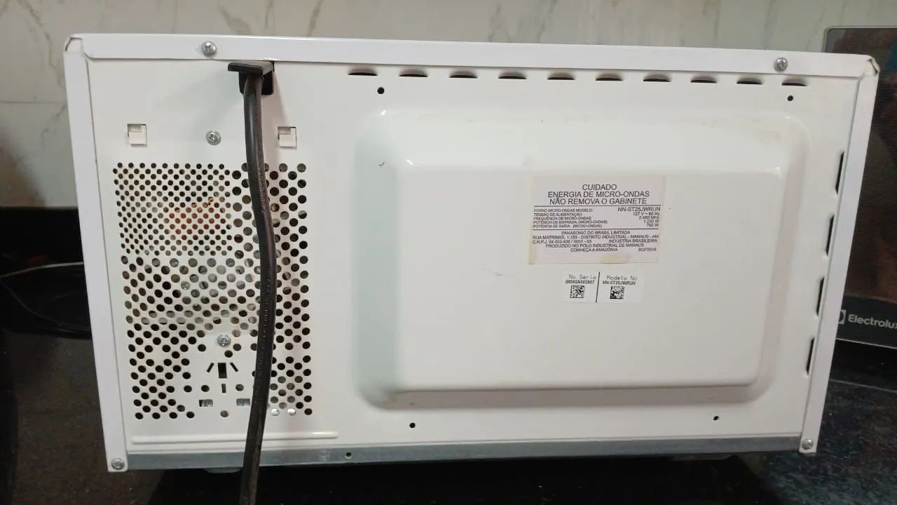 Micro-ondas 21 litros - com defeito - Foto 3