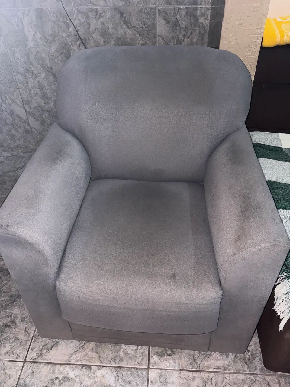 Poltrona cinza