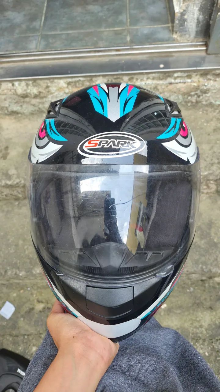Capacete