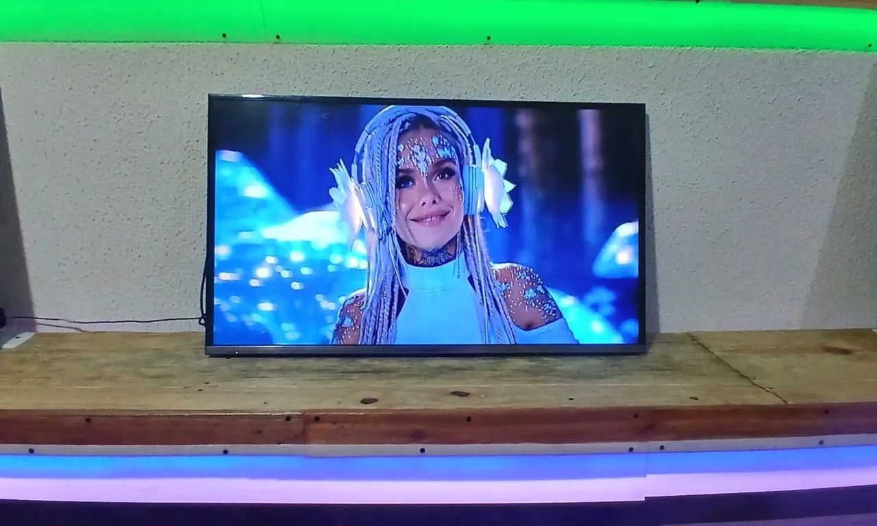 TV 40 polegadas normal ótima pra HDMI e games  - Foto 3
