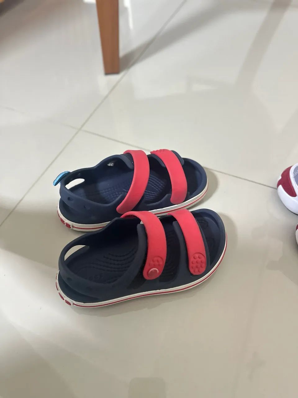 Vendo tênis e sandália infantil  - Foto 4