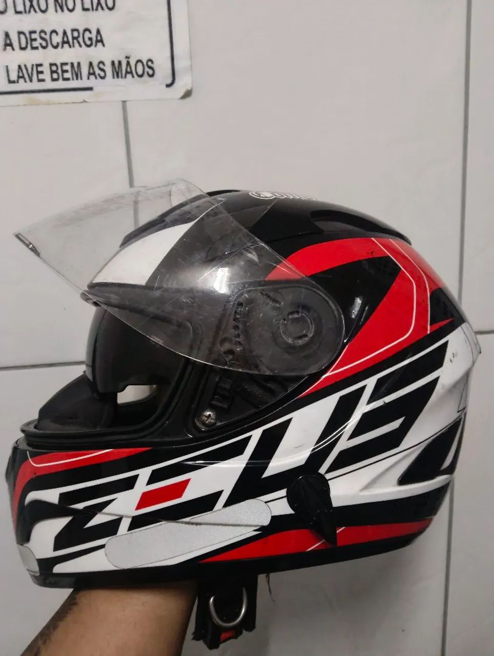 Capacete com óculos interno - Foto 2
