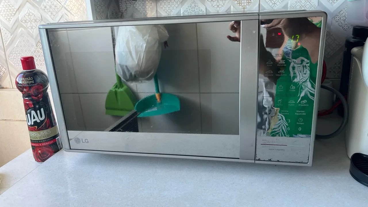 Microondas 30 litros em perfeito estado 