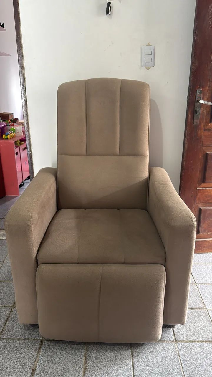 Poltrona reclinável 