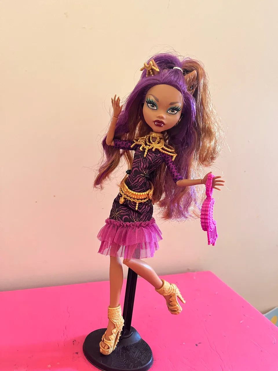 Boneca clawdeen Monster High