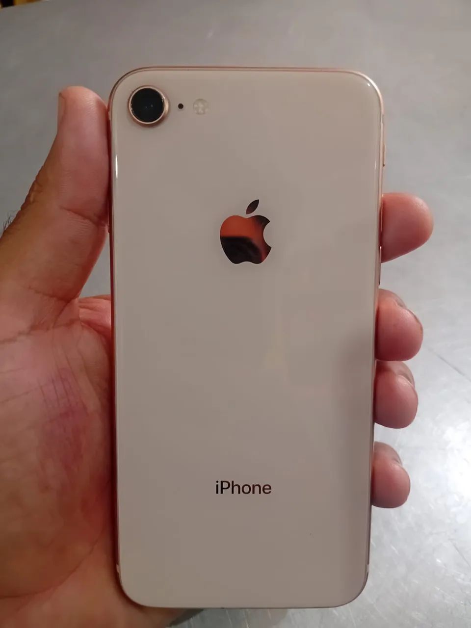 Vendo iPhone 8