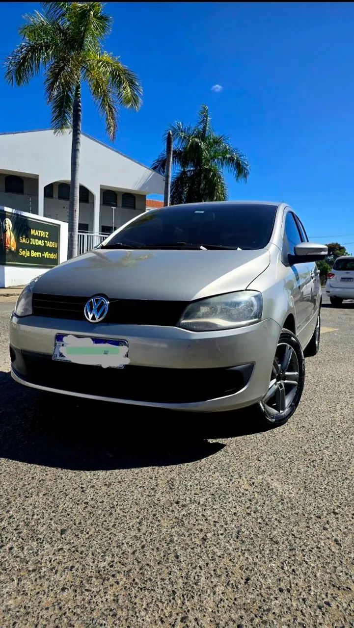 Alugo carro fox - para Uber e entregas 