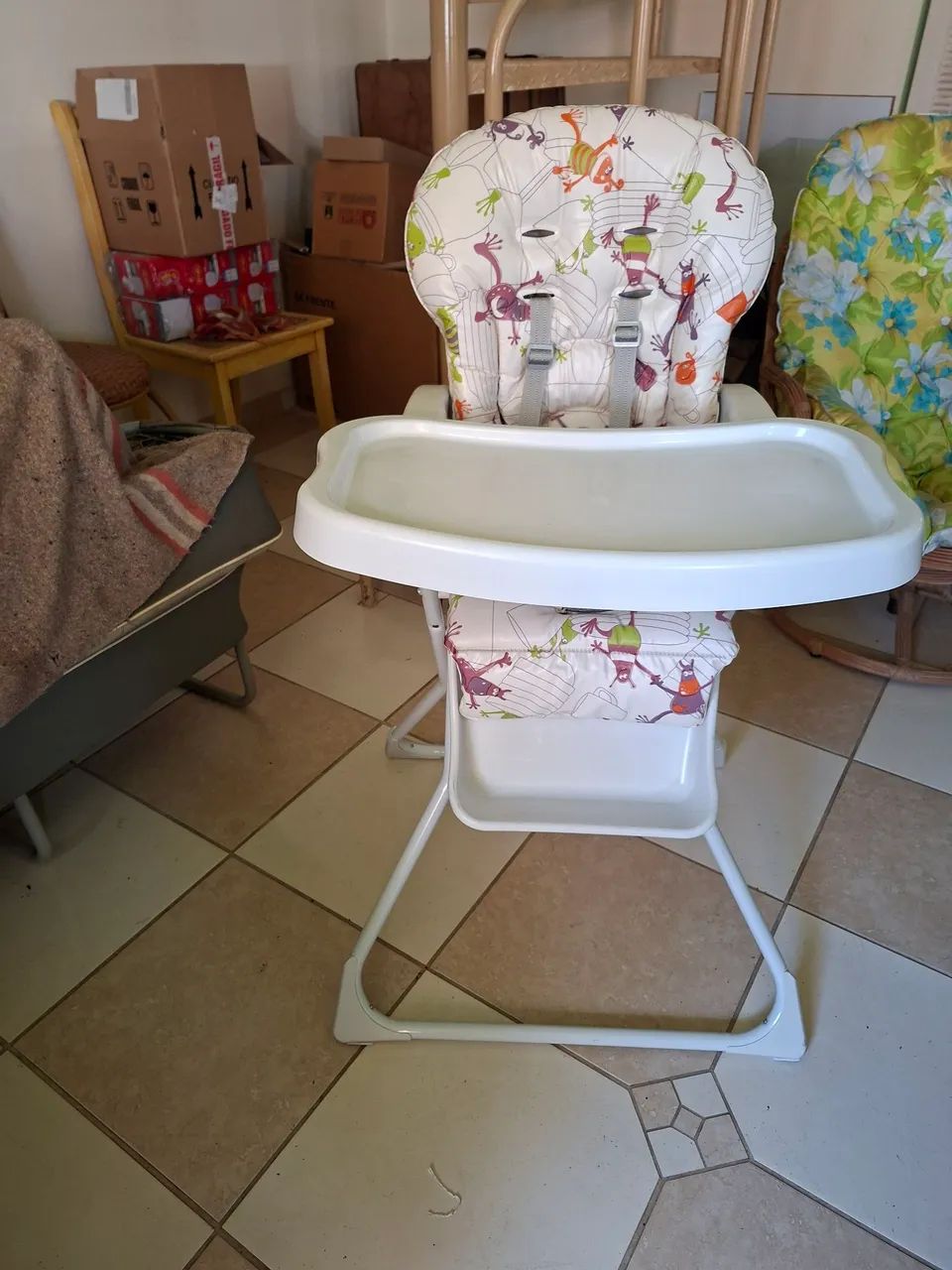 Cadeirinha alta para bebê  - Foto 2