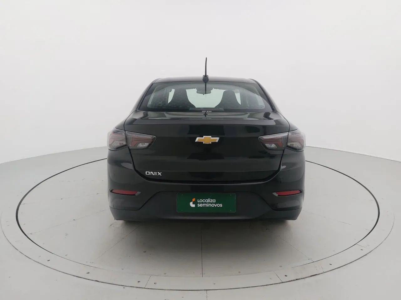 Chevrolet Onix Activ 1.4 8V Flex Aut. 4P, foto 4 de 17
