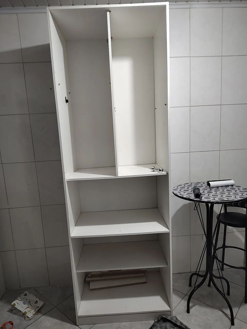 Armário branco de MDF,bem resistente 