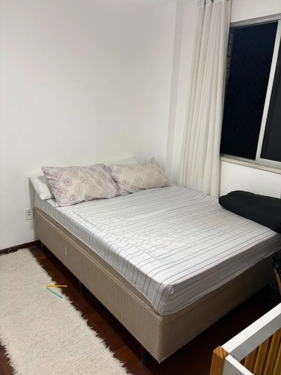 Cama de casal de molas