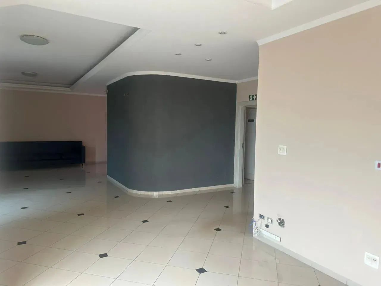 Sala/Conjunto para aluguel possui 150 metros quadrados - Foto 3