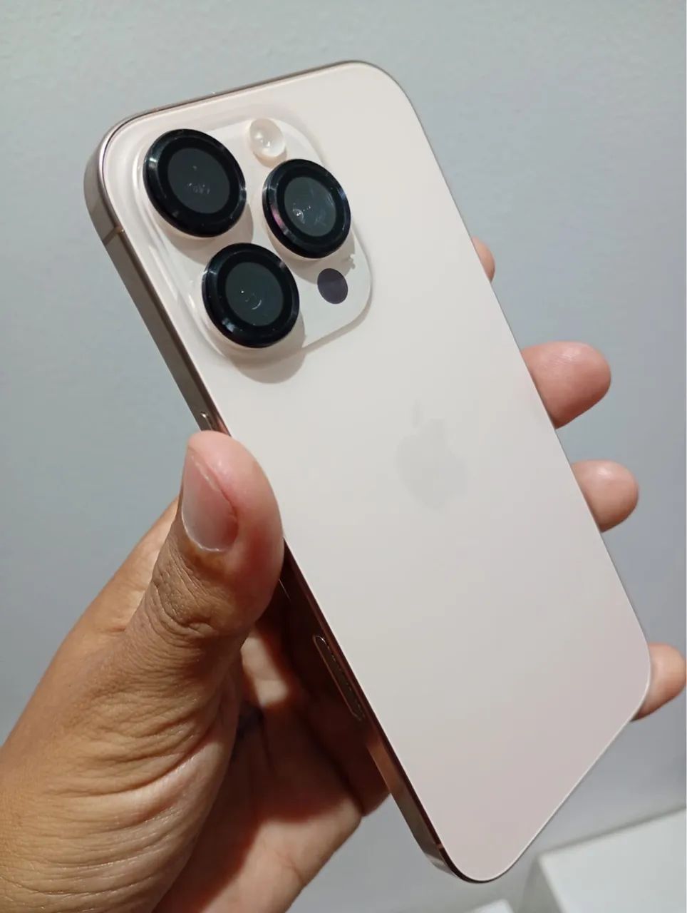 iPhone 16 pro - Foto 3