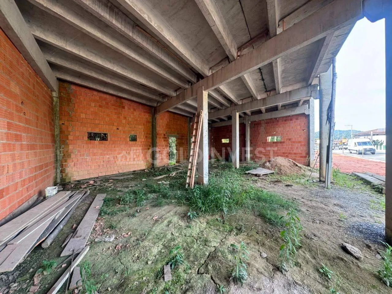 Sala comercial com 65m² no bairro Guabiruba Sul!!! - Foto 4