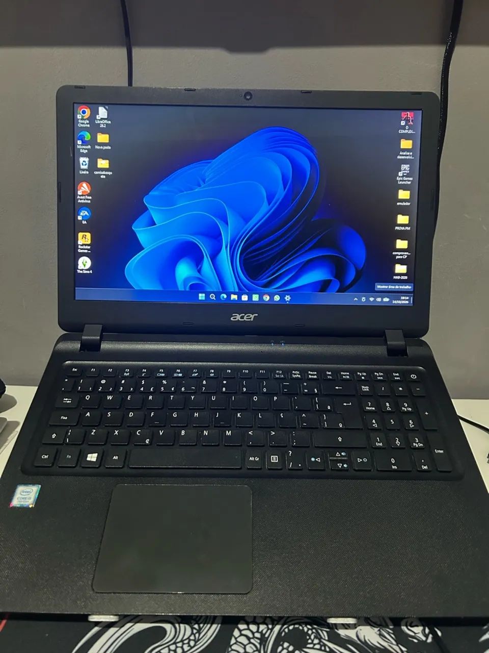 Acer Aspire ES1-572 - Foto 5