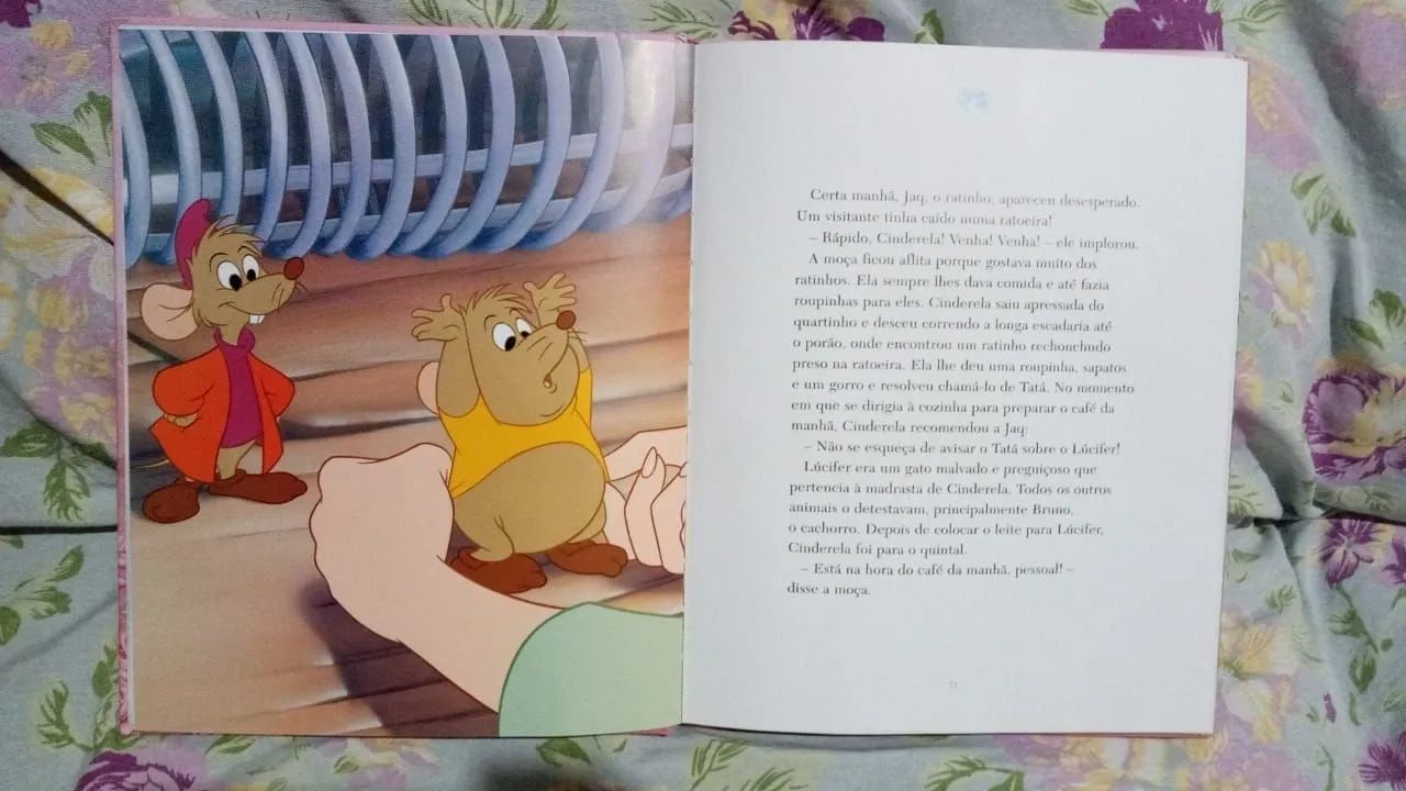 Livro Infantil Cinderela Disney com CD de Áudio - Coleção Abril - Foto 3