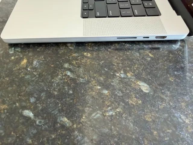 MacBook Pro (16 polegadas, 16GB M1 PRO 1TB) - Foto 5