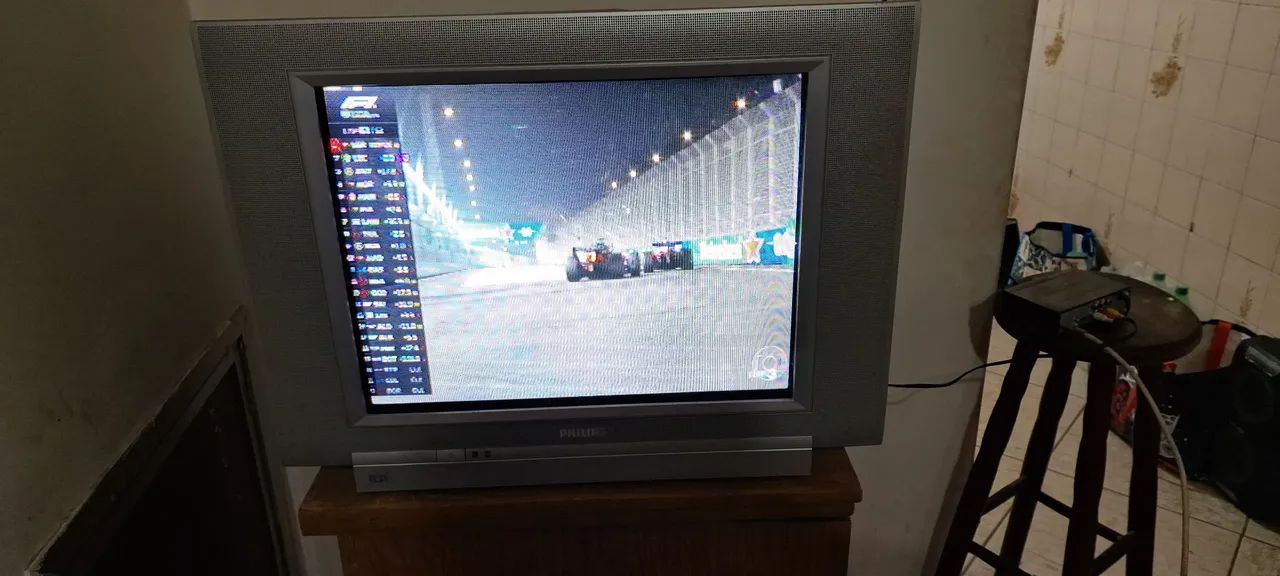 Tv tubo 21 polegadas 