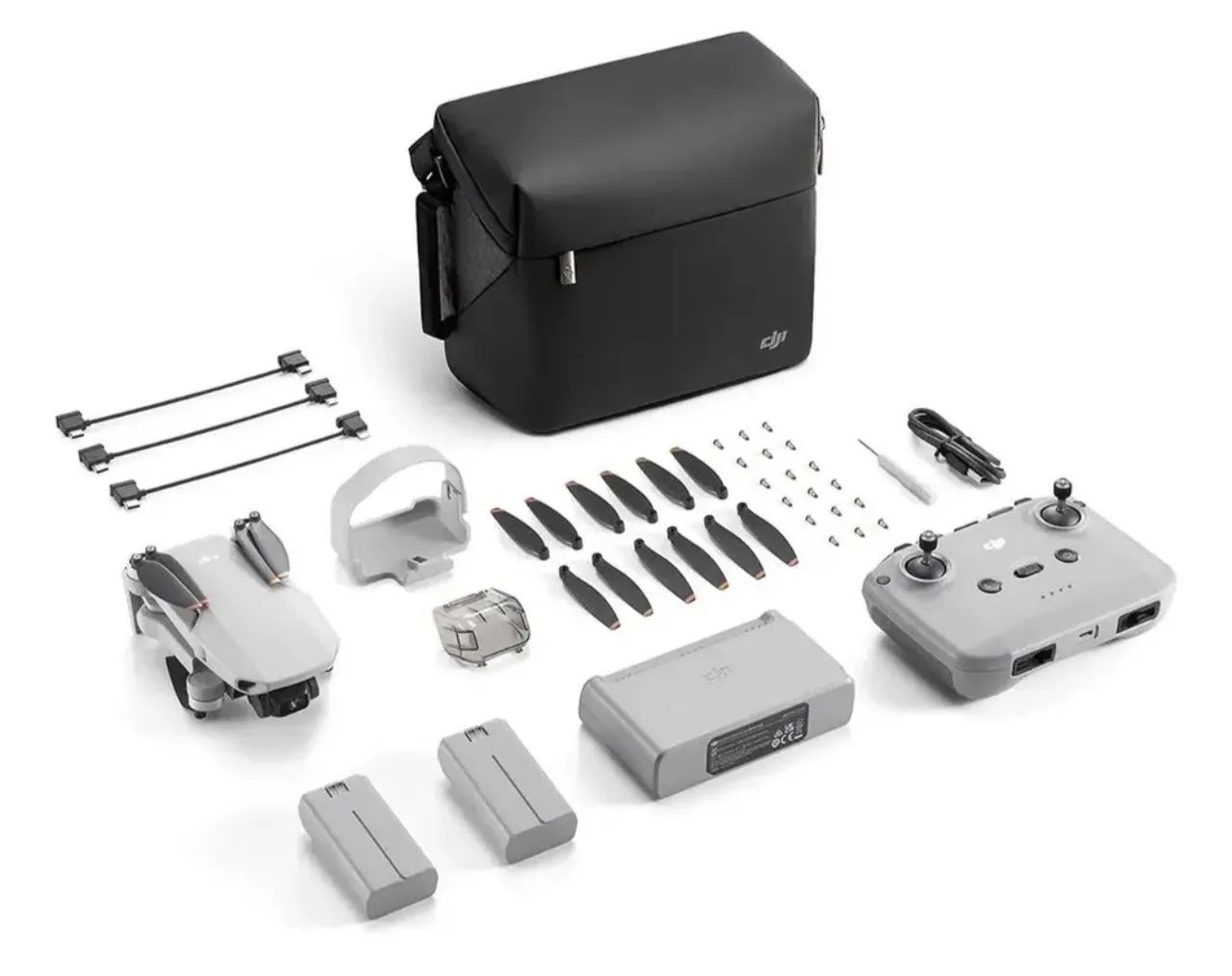 Drone DJI Mini 2 se Fly More Combo