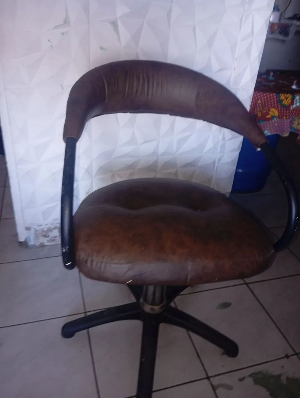 Cadeira giratória para salão  - Foto 3