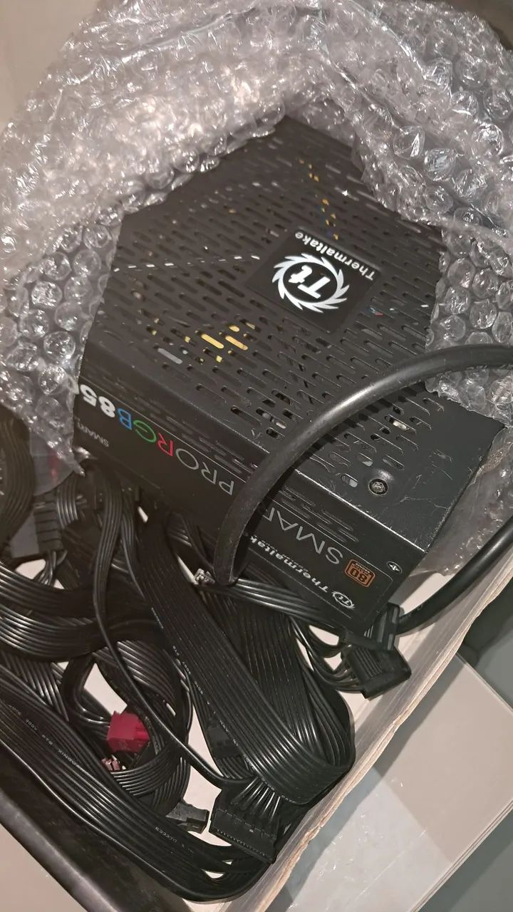 Fonte thermaltake pro RGB 850w - Foto 3