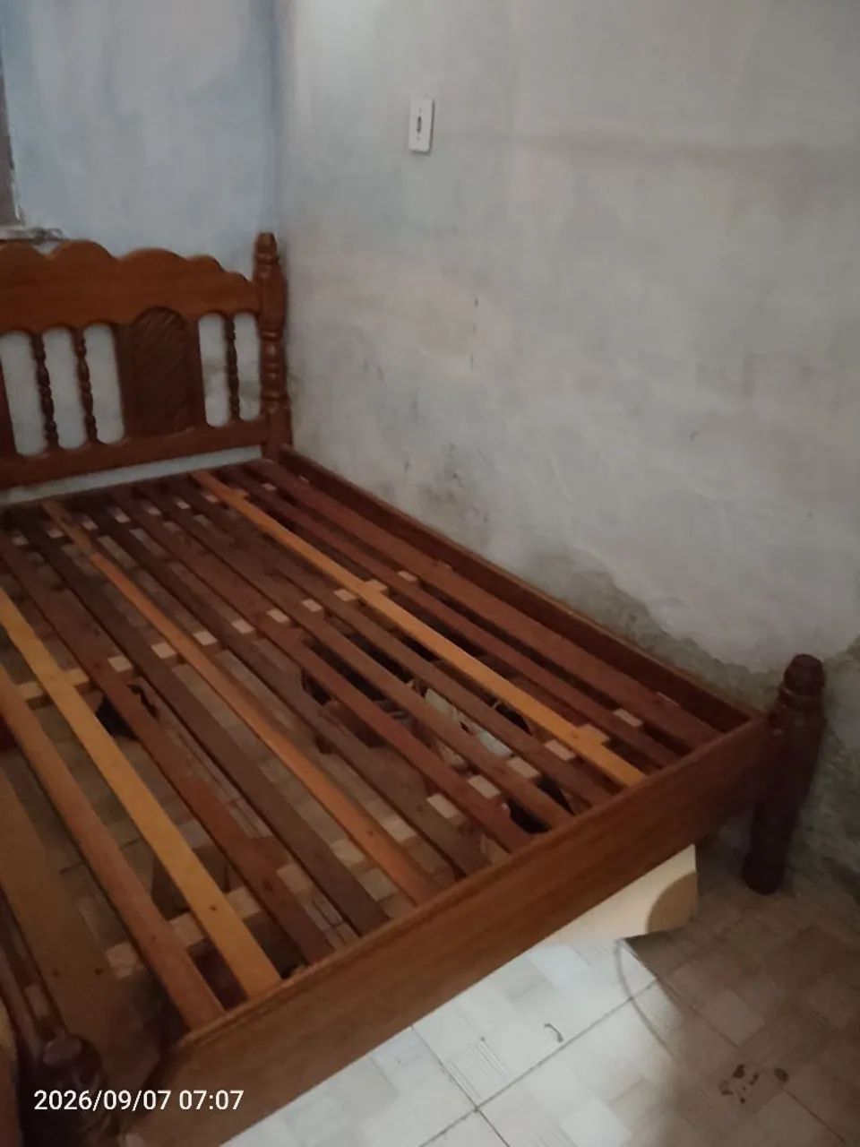 Cama de madeira boa  - Foto 4