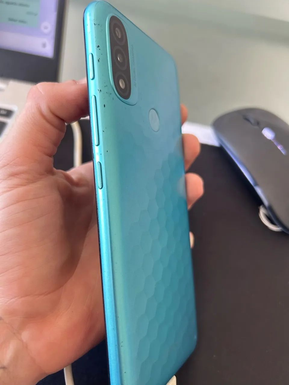 VENDO CELULAR MOTOROLA MOTO E20 (usado) - Foto 3
