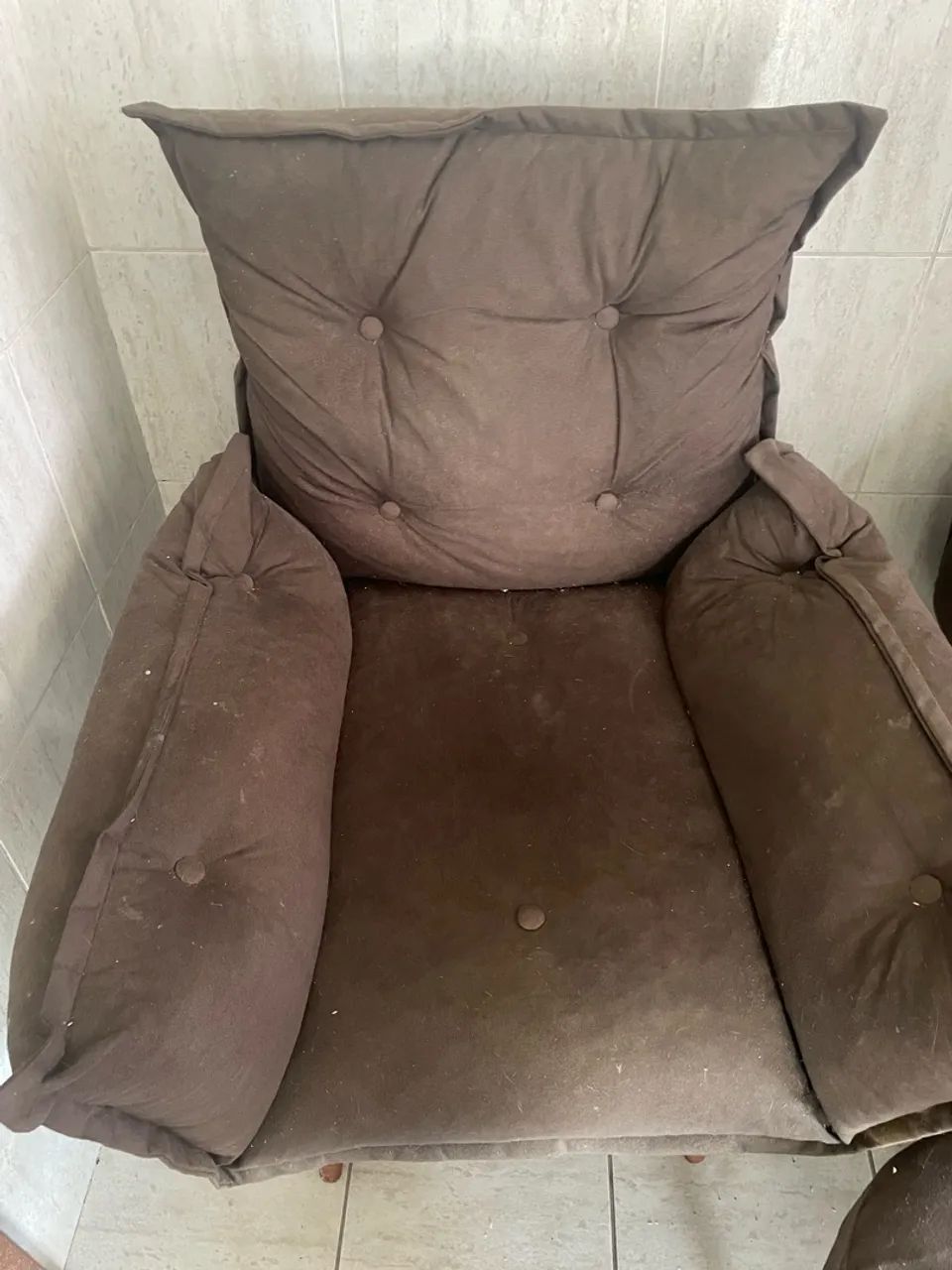 2 poltronas com banquinho  - Foto 3