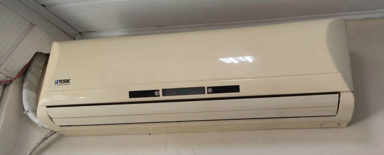 Vendo um ar condicionado split 30.000 BTUS 