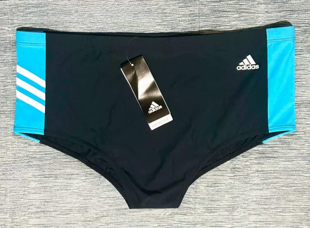 Sunga ADIDAS, NOVA. Cor Preto com recortes em Azul.