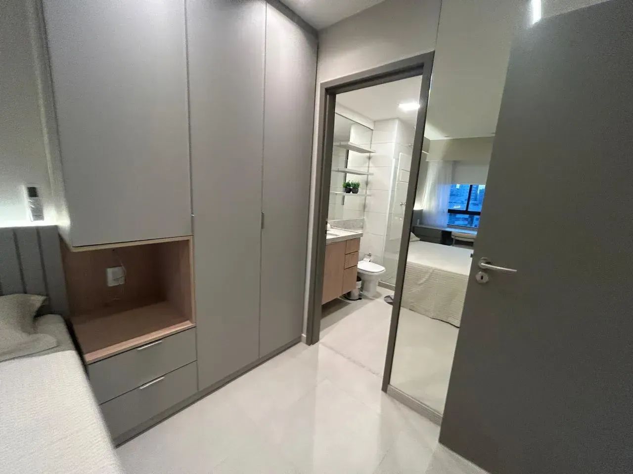 FINÍSSIMO ACABAMENTO MOBILIADO COM DOIS QUARTOS - Foto 3