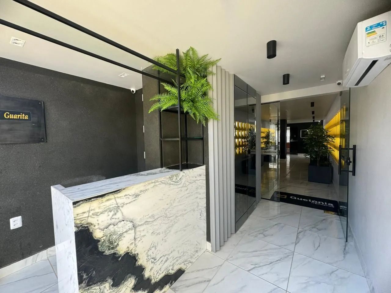 Flat todo mobiliado e projetado para locação no Intermares! - Foto 2