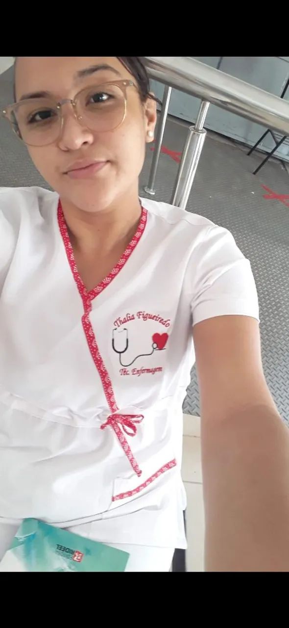 Técnica em enfermagem e cuidadora de idosos  - Foto 2