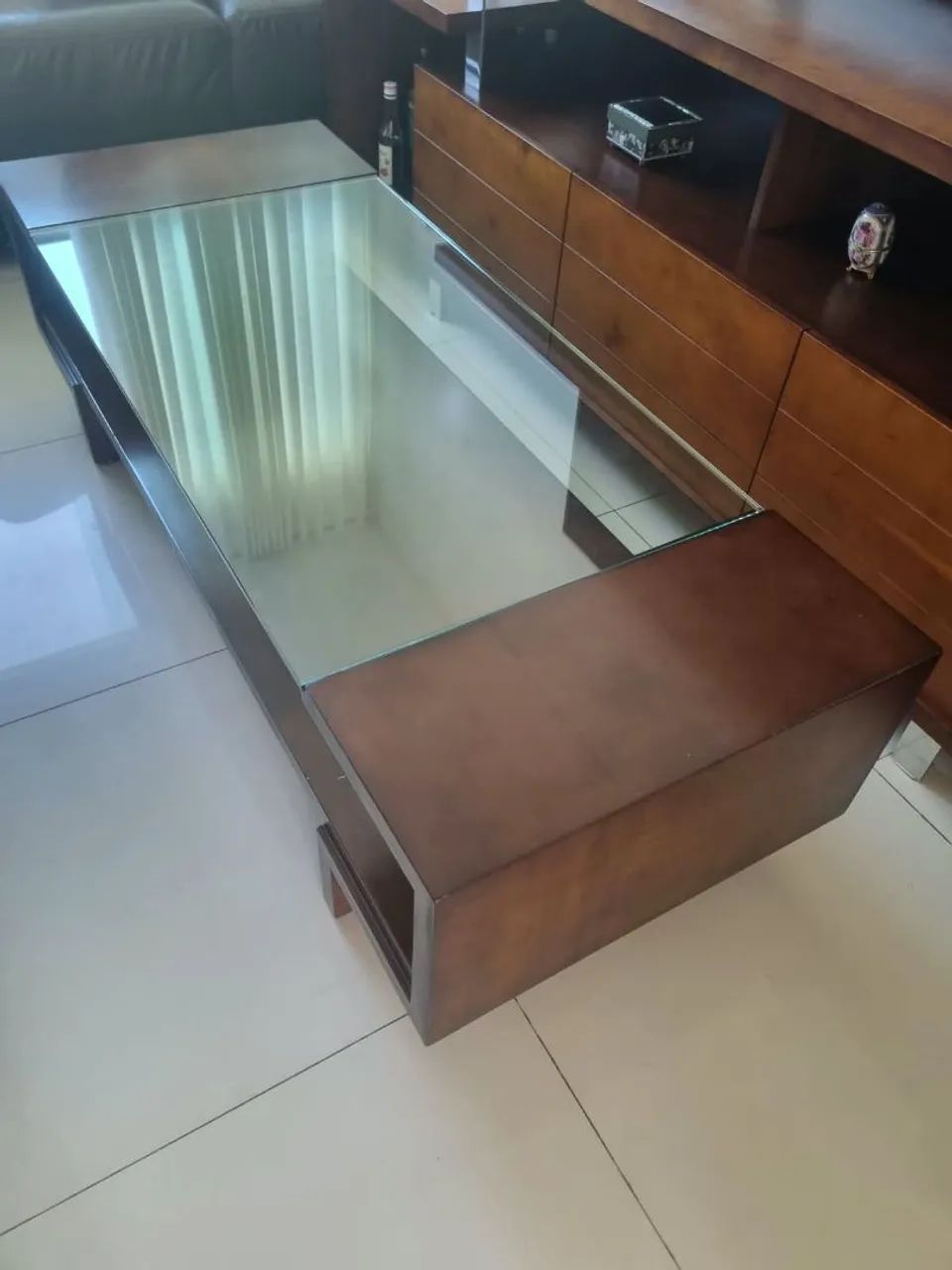 Mesa de centro madeira e vidro