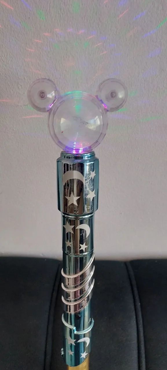 Espada iluminado do Mickey original Disney - Foto 2