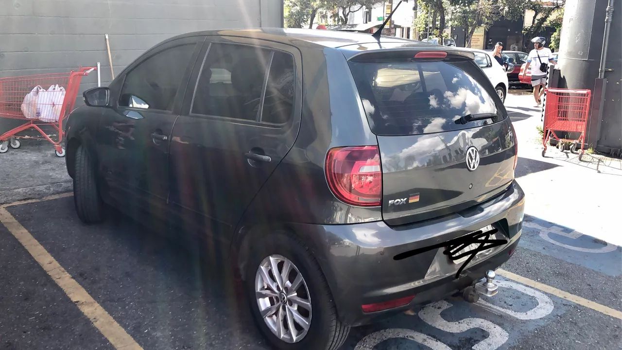 Volkswagen Fox Fox 1.0 Mi Total Flex 8V 3p 2014