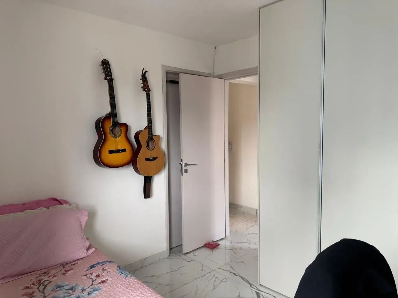 Apt com 4/4 com fixos,107m2 na ponta verde. - Foto 4
