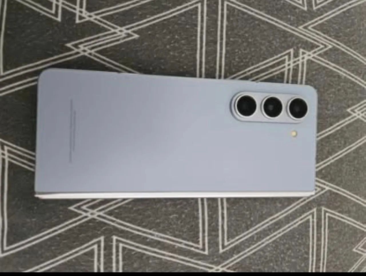 Samsung Galaxy Z Fold5 512GB + várias capinhas - Leia o anúncio.  - Foto 2