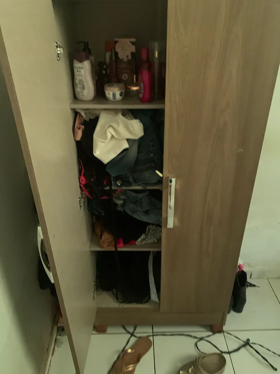 sapateira de segunda mão perfeito estado - Foto 3