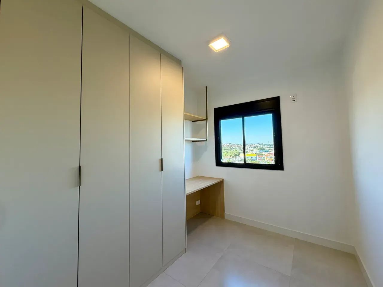 ALUGO Apartamento Mobiliado 2 Quartos no Hauer - Foto 4