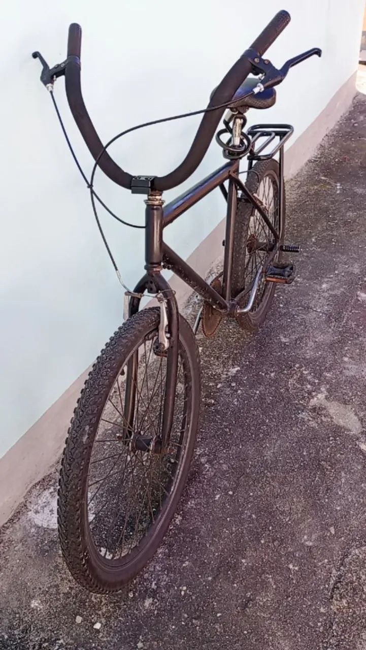 Bicicleta Aro 26 com Bagageiro - Foto 4