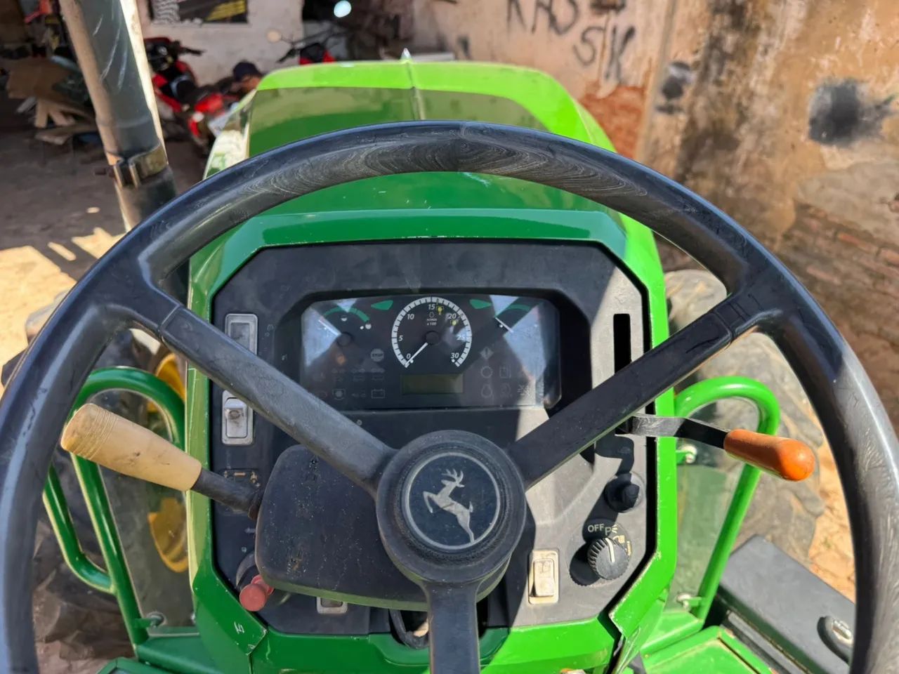 Trator JOHN DEERE 5078 E 2019 - Foto 3