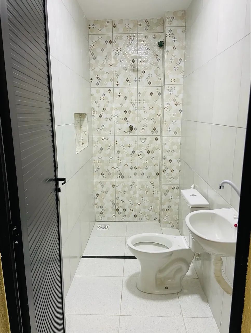 ALUGO - EXCELENTE APARTAMENTO/CASA - Foto 4
