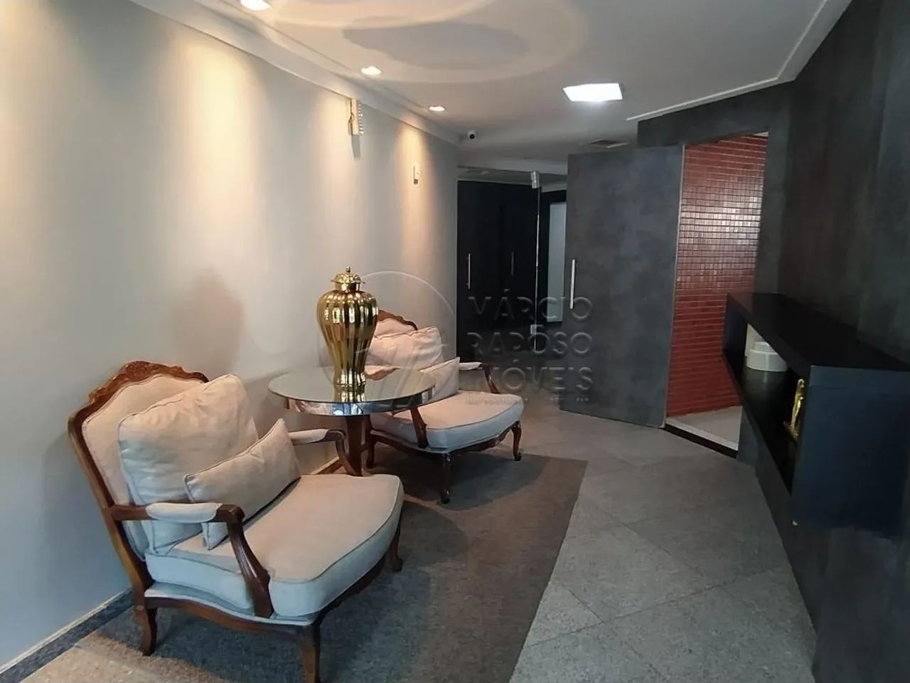 Apartamento com 4 Quartos e Varanda à venda na Ponta Verde no Edf Mirai - Foto 2
