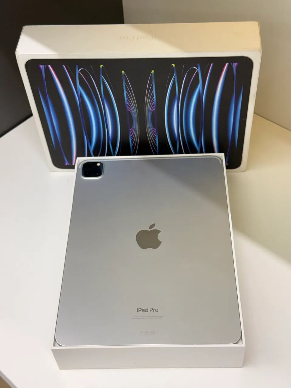 iPad Pro M2 128GB Seminovo Com Garantia 