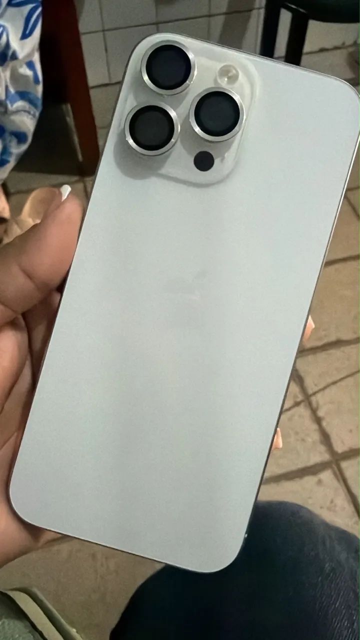 Vendo IPhone 16 Pro Max 265gb - Foto 2