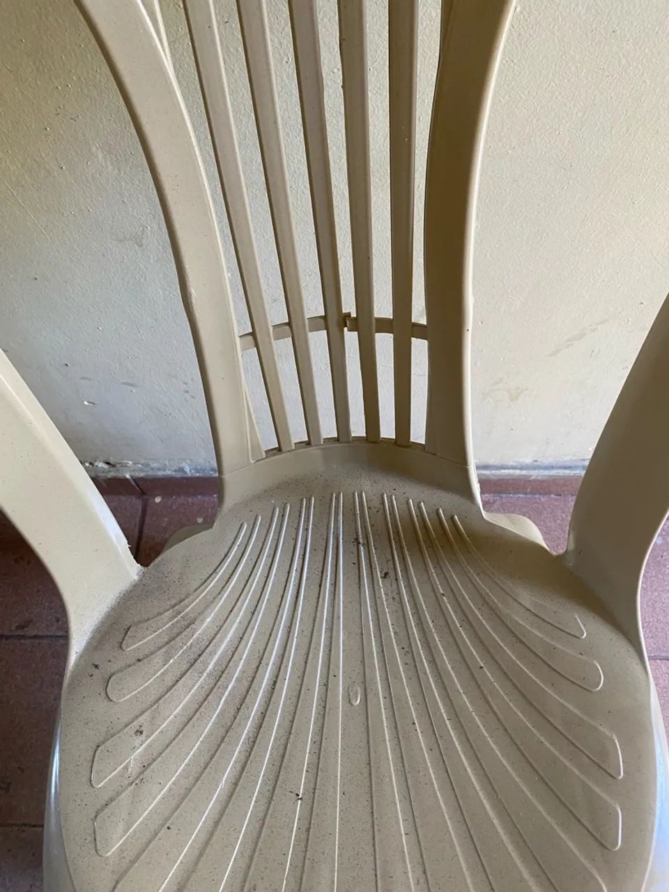 Cadeira de plástico  - Foto 5