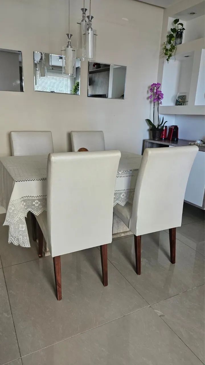 Mesa de jantar com 4 cadeiras  - Foto 5